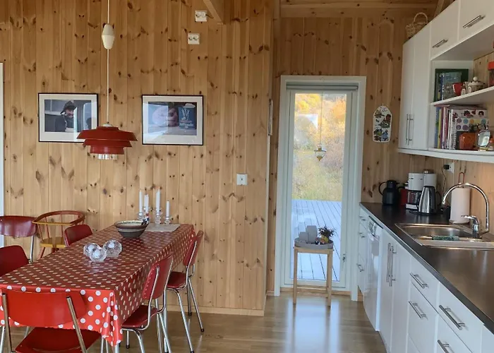 Feriehus Unique Private In Lofoten Leknes
